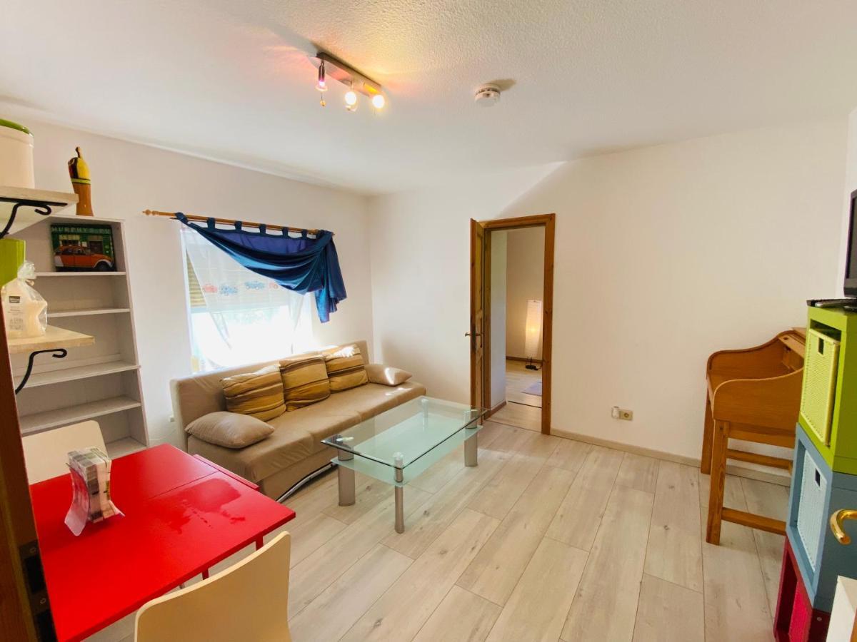 Apartment Emil Im Eg Mit Garten In Suhl Exteriör bild